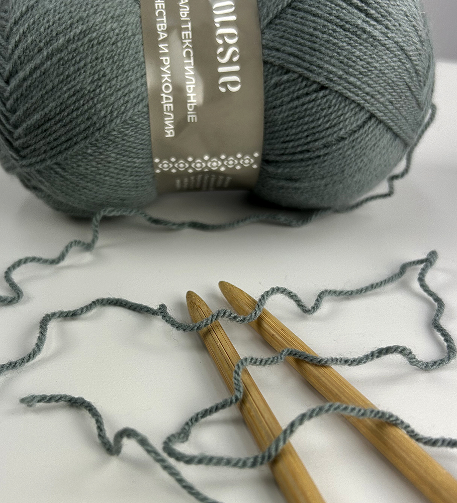 Yarn for hand knitting